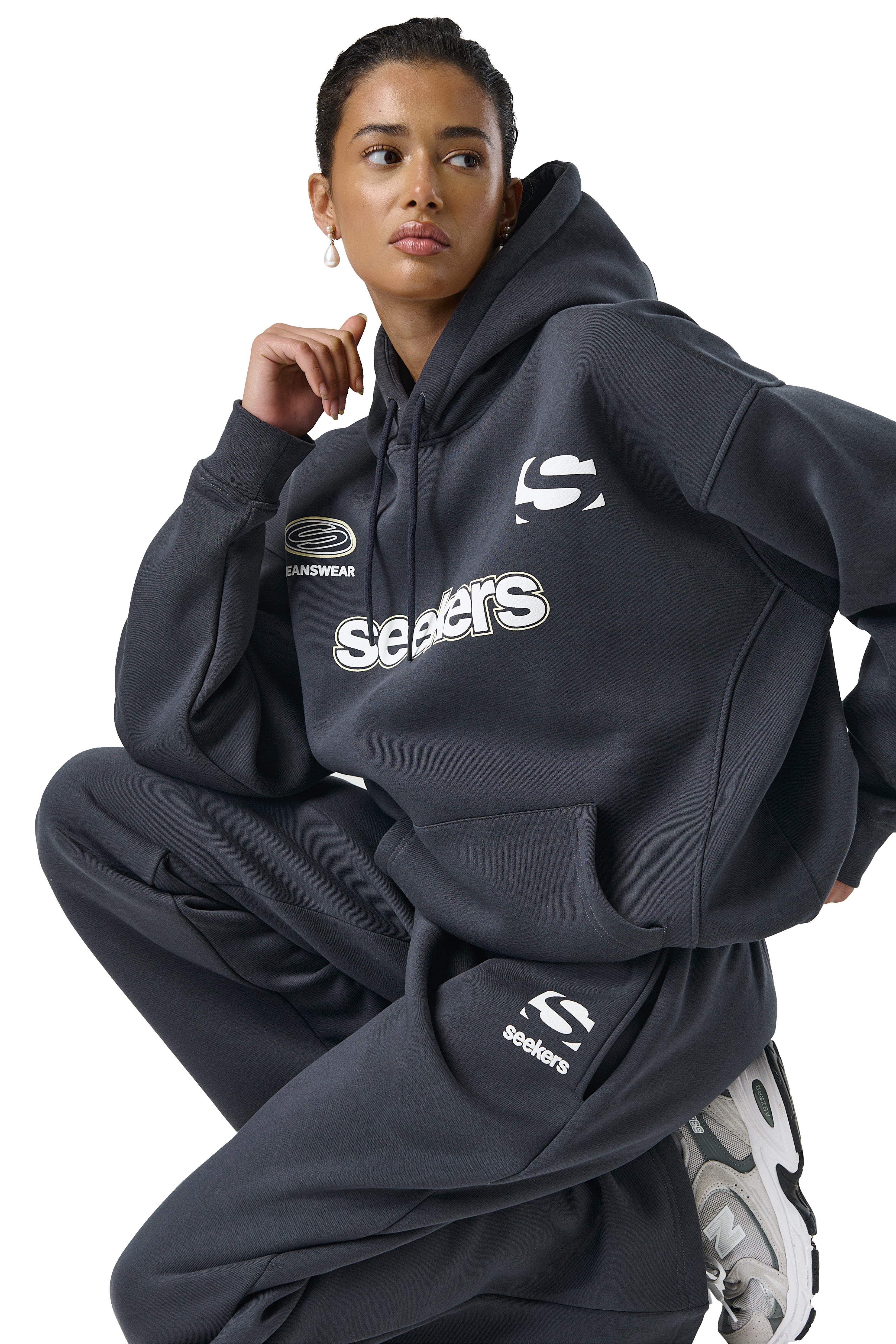 Model Iman is 5'8 and wears size S.